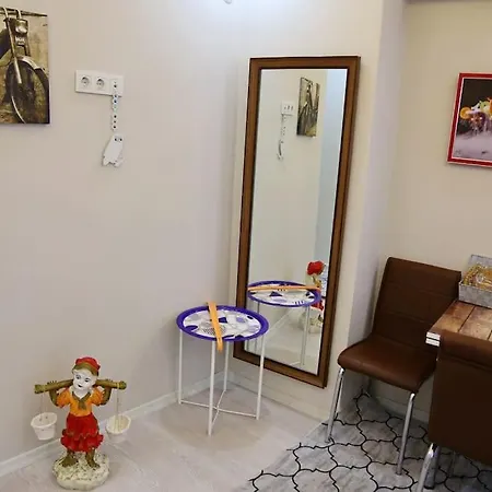 Stunning Bright R Cosy Centrally Located דירה